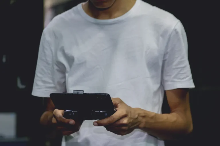 8BitDo FlipPad G Classic