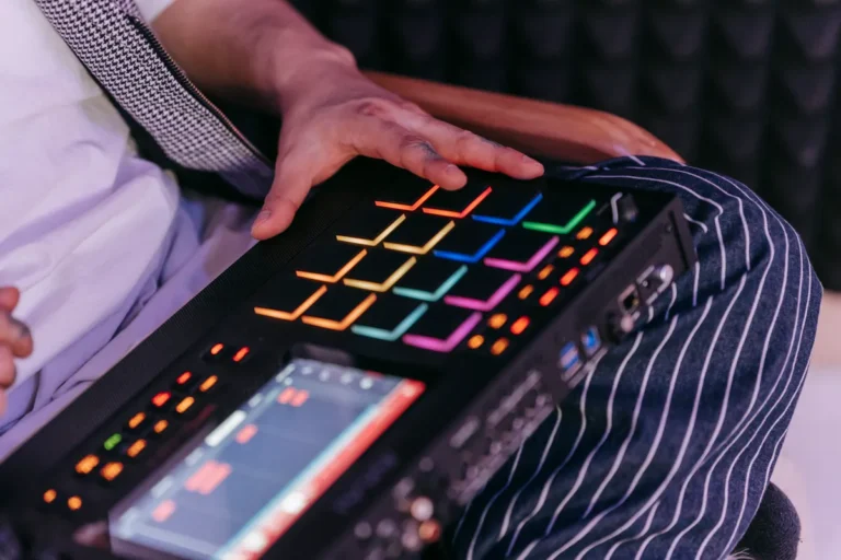ESP32 retro music sequencer