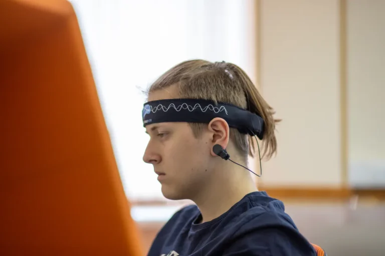Octopus 16 EEG gaming