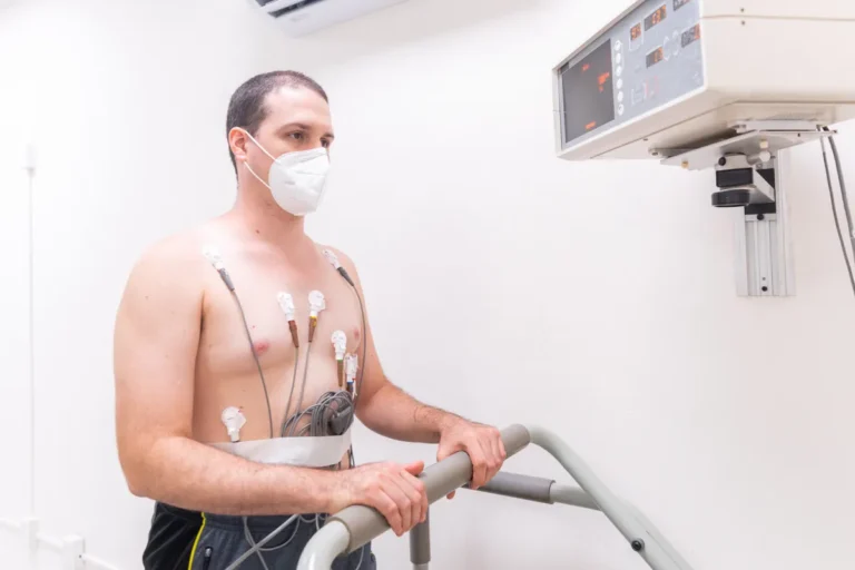 Farador electrotherapeutic device