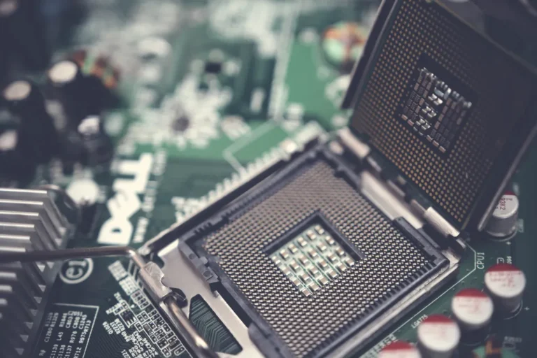 Intel 8087 FSCALE Instruction Hides 140 Micro-ops Behind One Command Intel 8087 FSCALE instruction